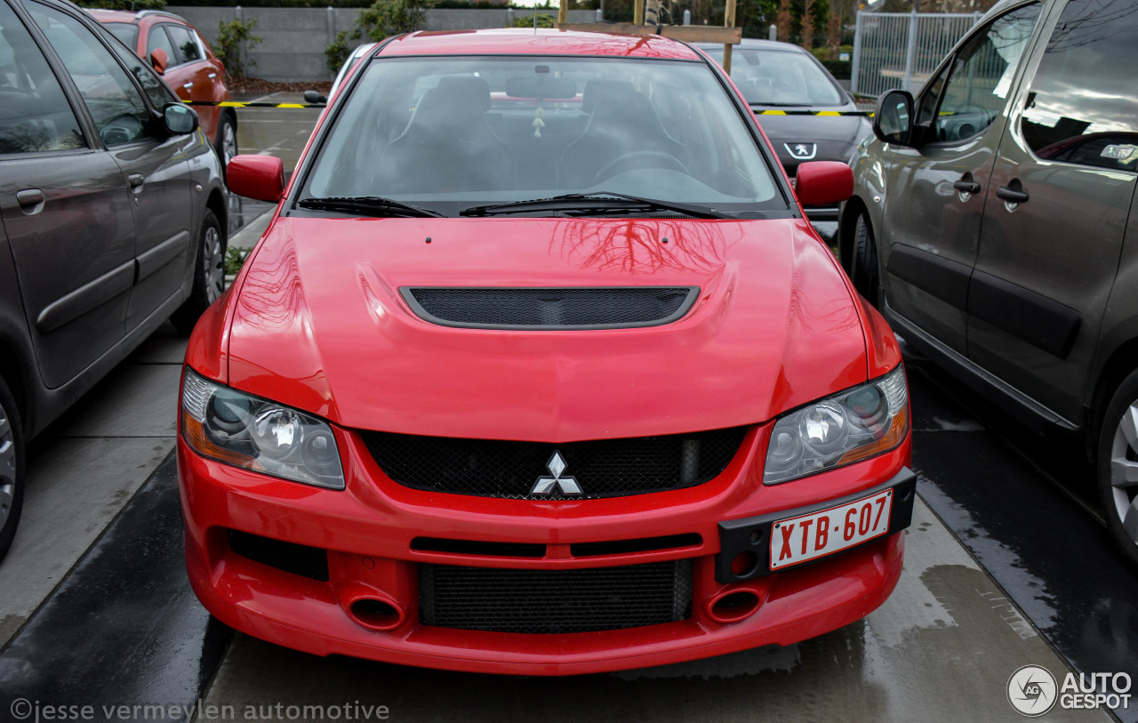 Mitsubishi Lancer Evolution IX