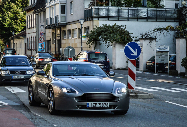 Aston Martin V8 Vantage