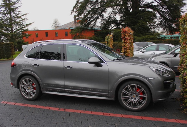 Porsche 958 Cayenne GTS