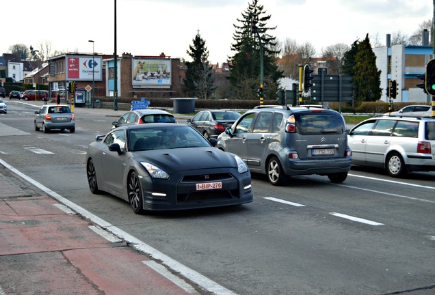 Nissan GT-R 2011