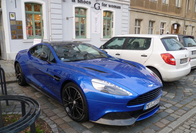 Aston Martin Vanquish 2013