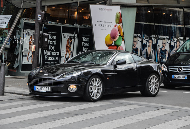 Aston Martin Vanquish S