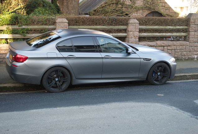 BMW M5 F10 2011