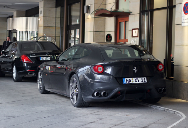 Ferrari FF