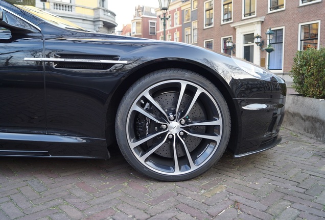 Aston Martin DBS Carbon Black Edition