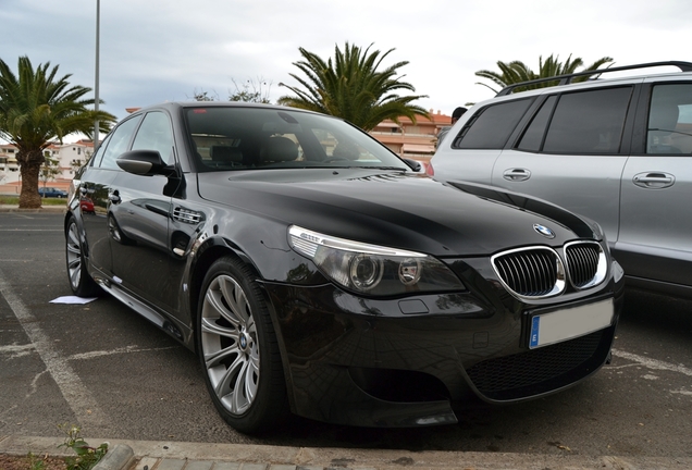 BMW M5 E60 2005