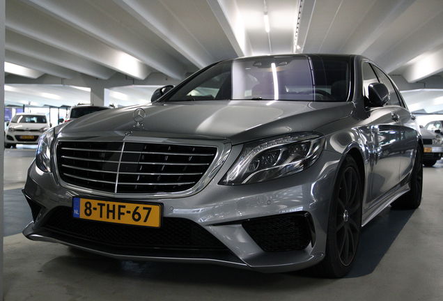 Mercedes-Benz S 63 AMG V222