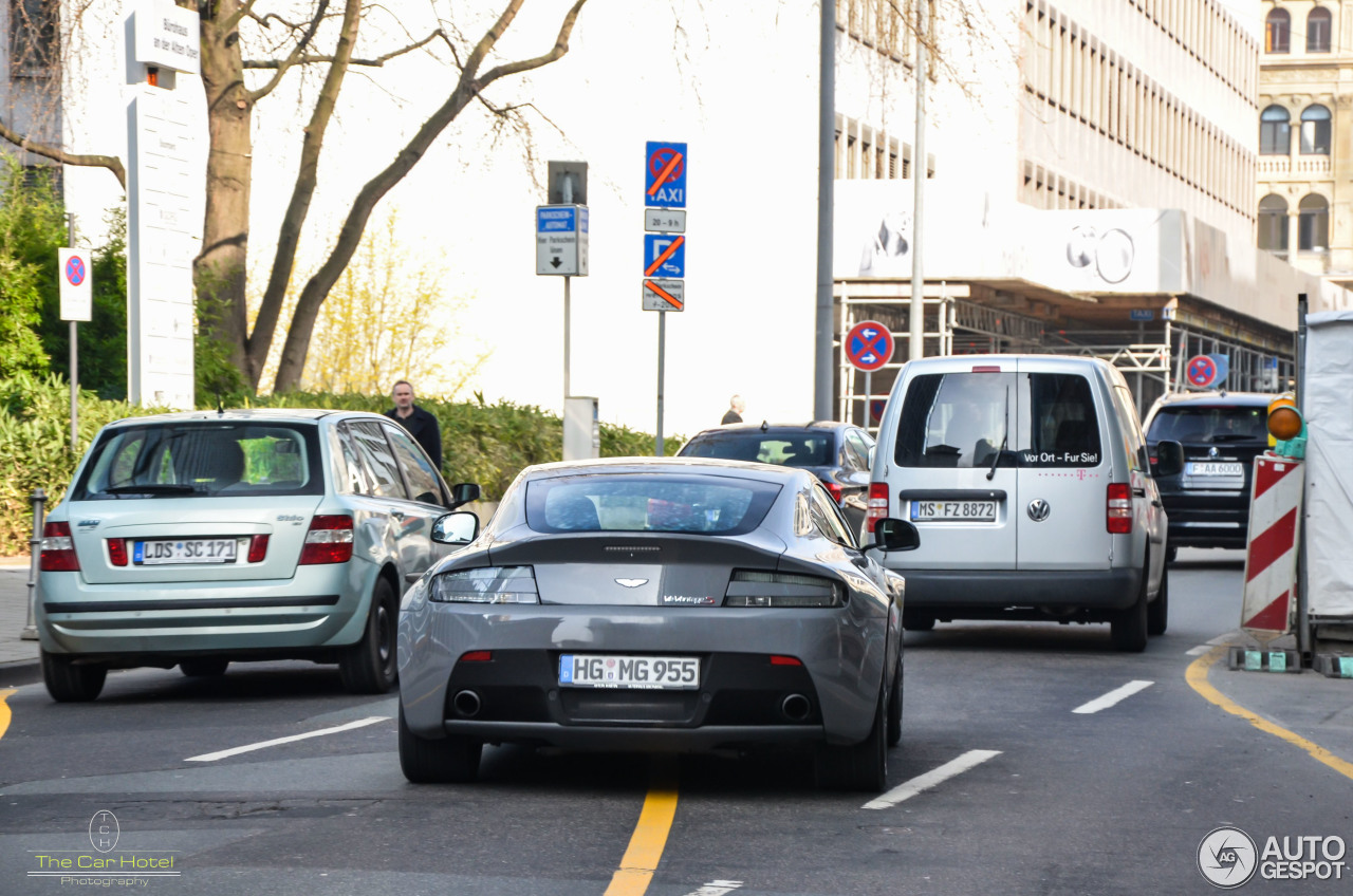 Aston Martin V12 Vantage S