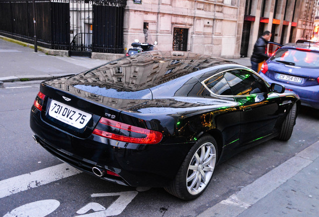 Aston Martin DB9