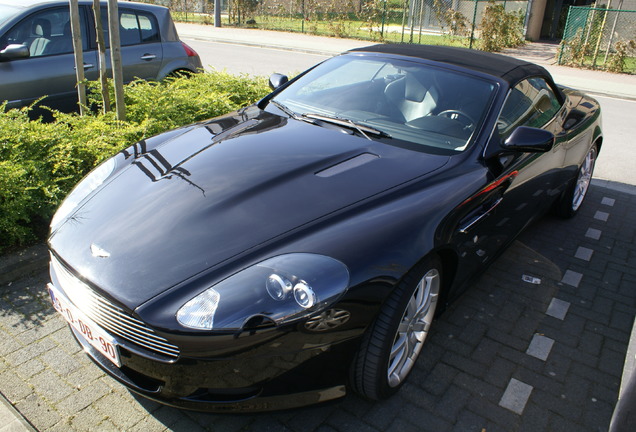 Aston Martin DB9 Volante