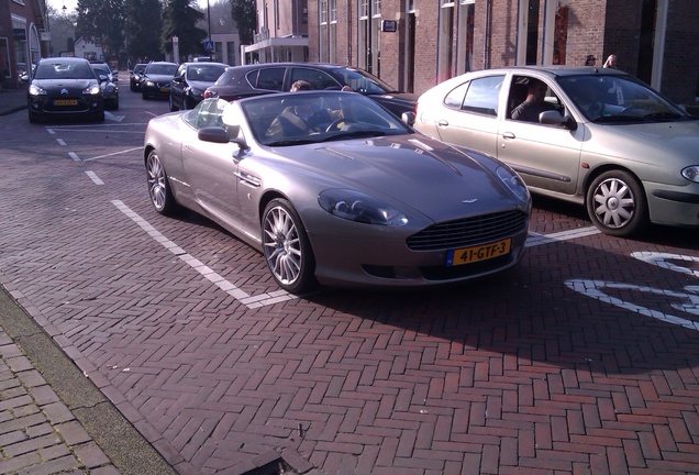 Aston Martin DB9 Volante