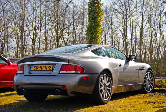 Aston Martin Vanquish S