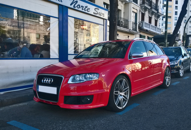 Audi RS4 Avant B7