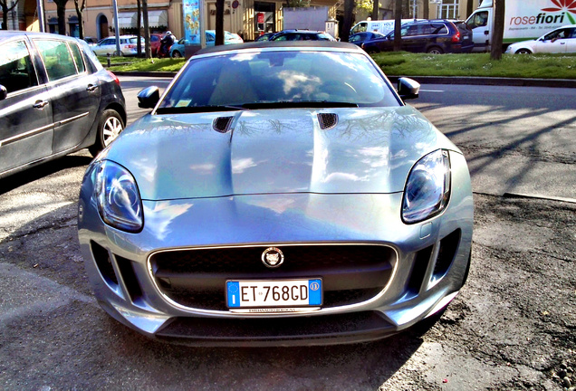 Jaguar F-TYPE S Convertible