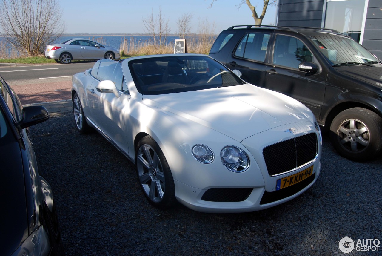 Bentley Continental GTC V8