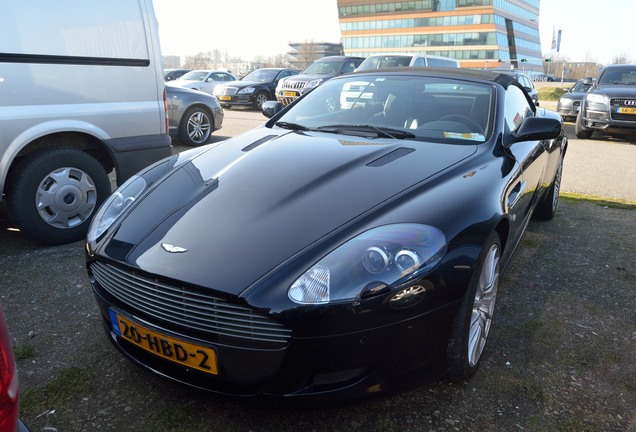 Aston Martin DB9 Volante