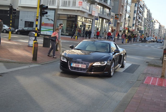 Audi R8 V10