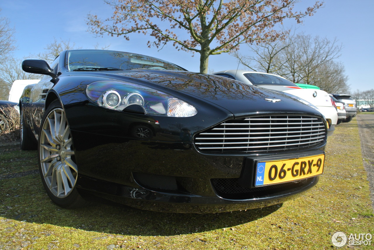 Aston Martin DB9