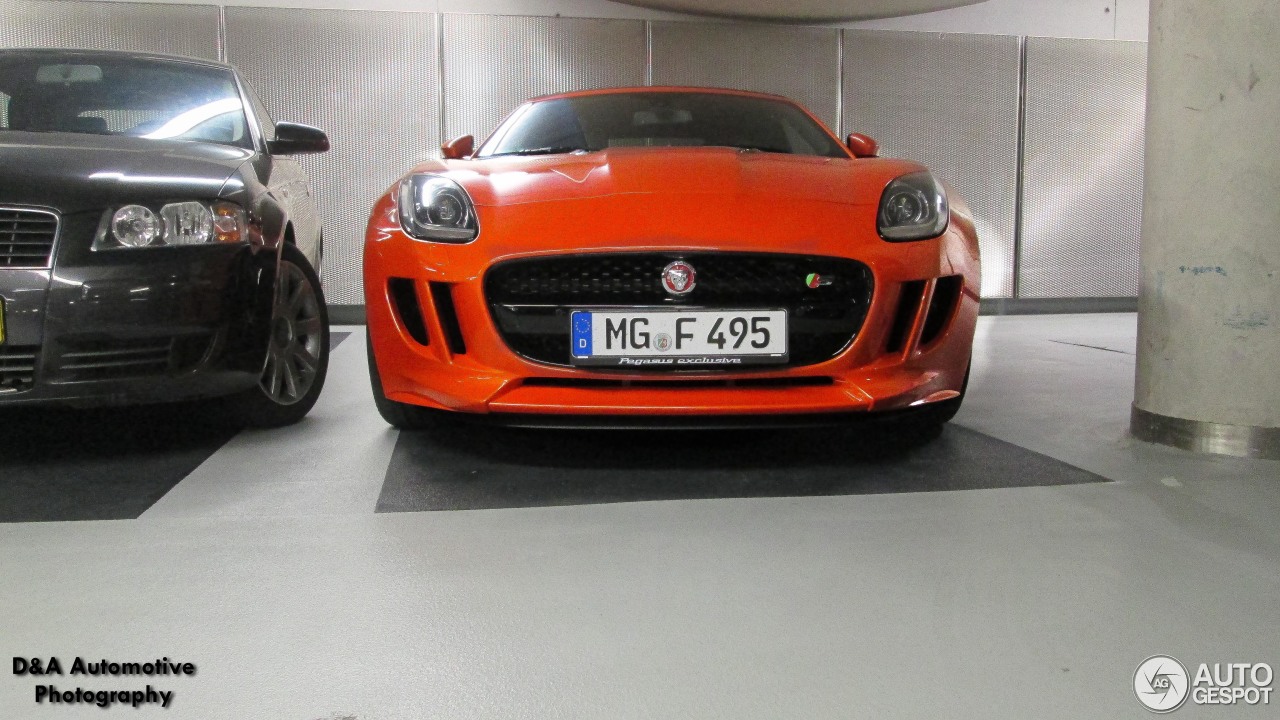 Jaguar F-TYPE S V8 Convertible