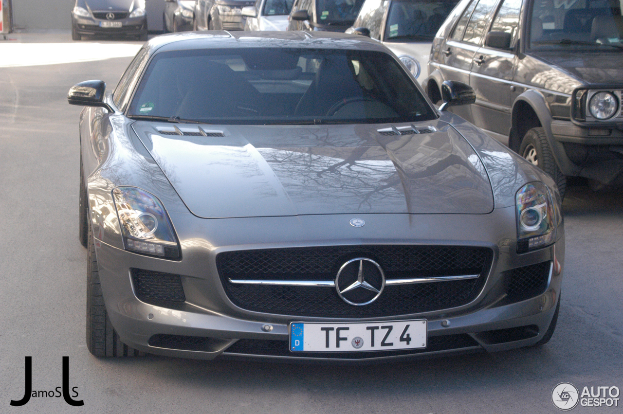 Mercedes-Benz SLS AMG GT