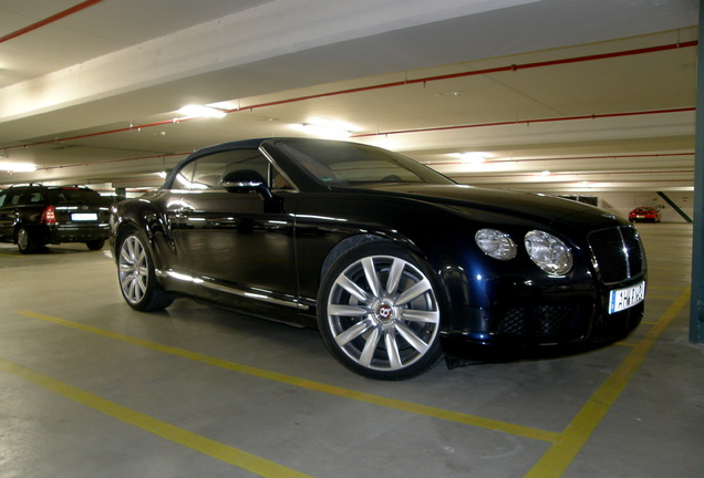 Bentley Continental GTC V8