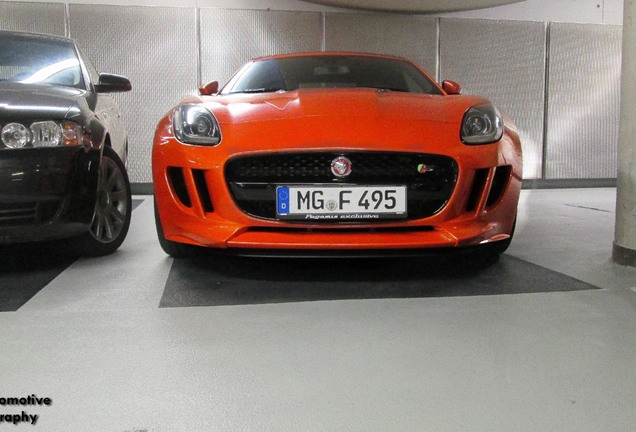 Jaguar F-TYPE S V8 Convertible