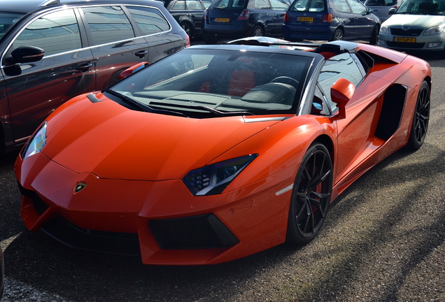 Lamborghini Aventador LP700-4 Roadster