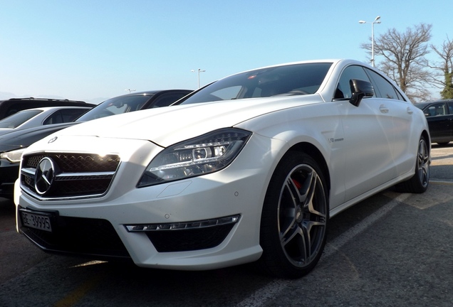 Mercedes-Benz CLS 63 AMG S C218