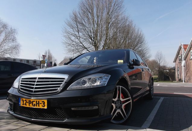 Mercedes-Benz S 63 AMG W221 2011