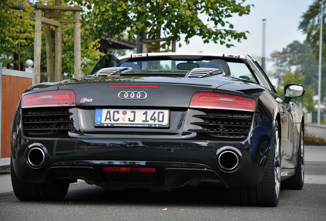 Audi R8 V10 Spyder 2013