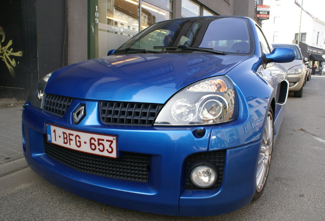 Renault Clio V6 Phase II