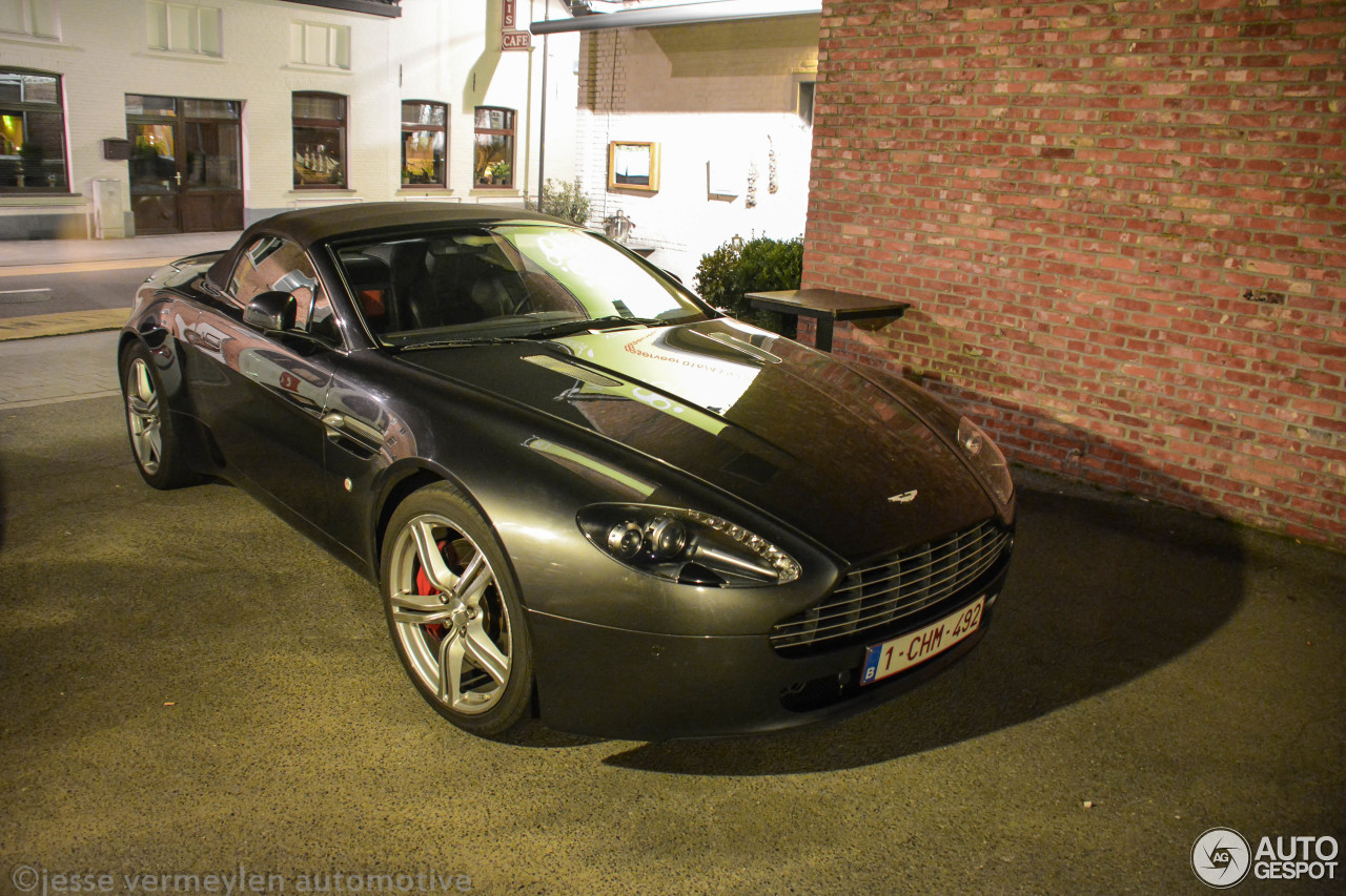 Aston Martin V8 Vantage Roadster