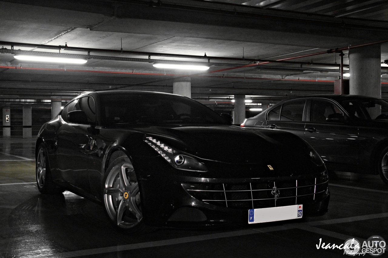 Ferrari FF