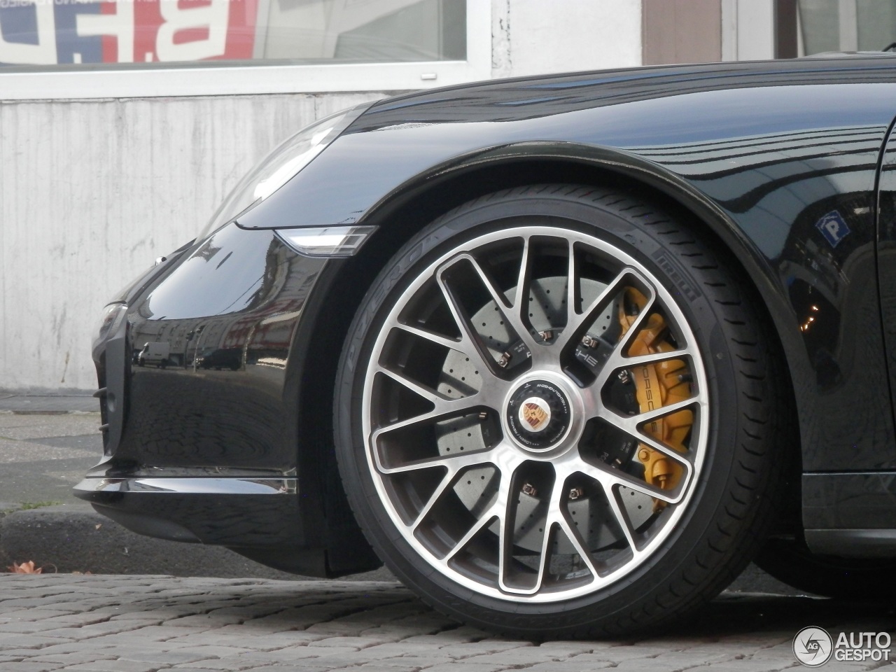 Porsche 991 Turbo S Cabriolet MkI