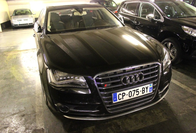 Audi S8 D4