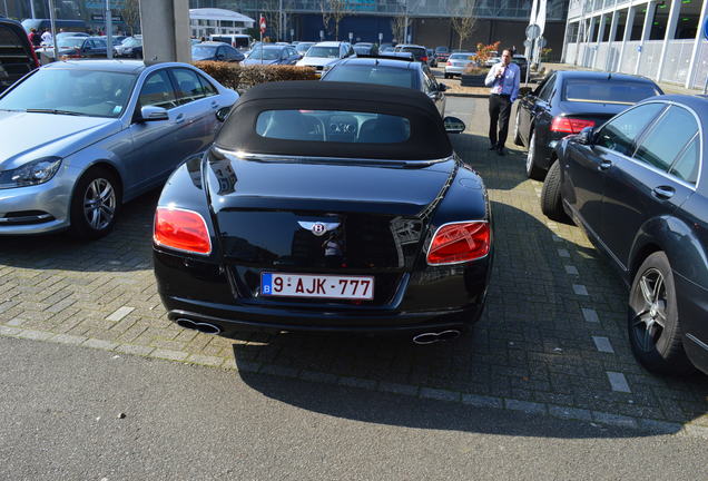 Bentley Continental GTC V8