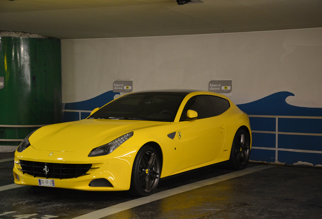 Ferrari FF