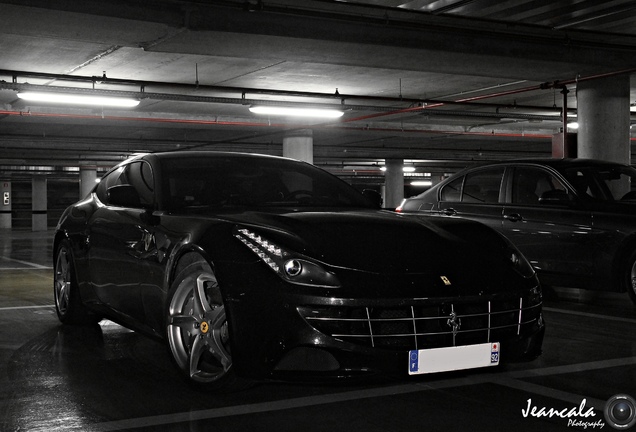 Ferrari FF