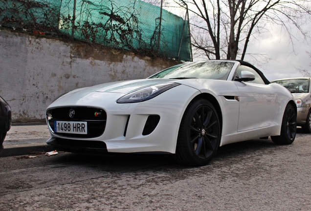 Jaguar F-TYPE S Convertible