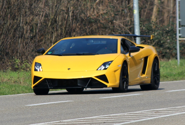 Lamborghini Gallardo LP570-4 Squadra Corse