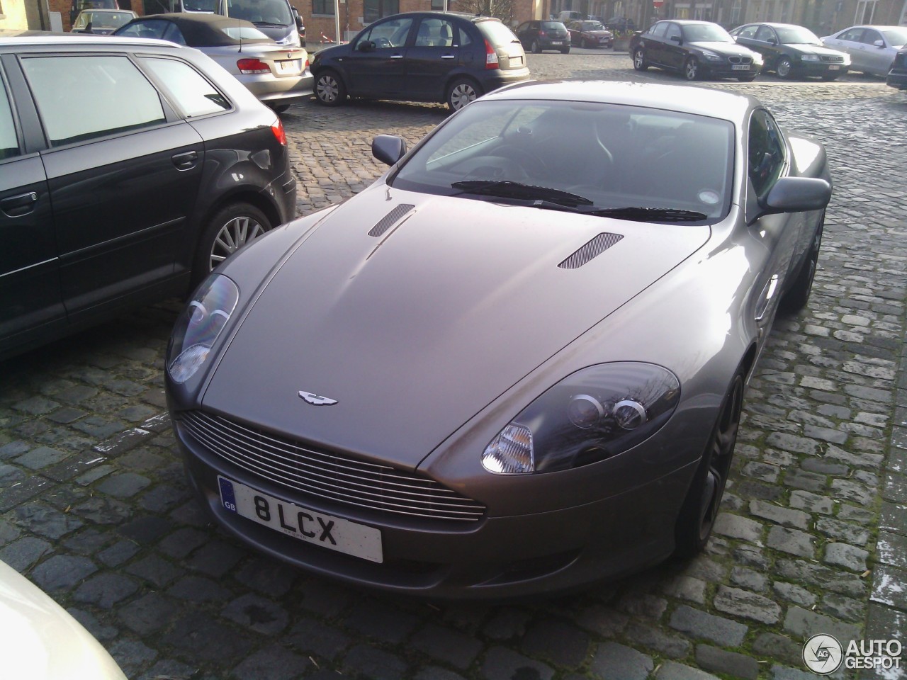 Aston Martin DB9