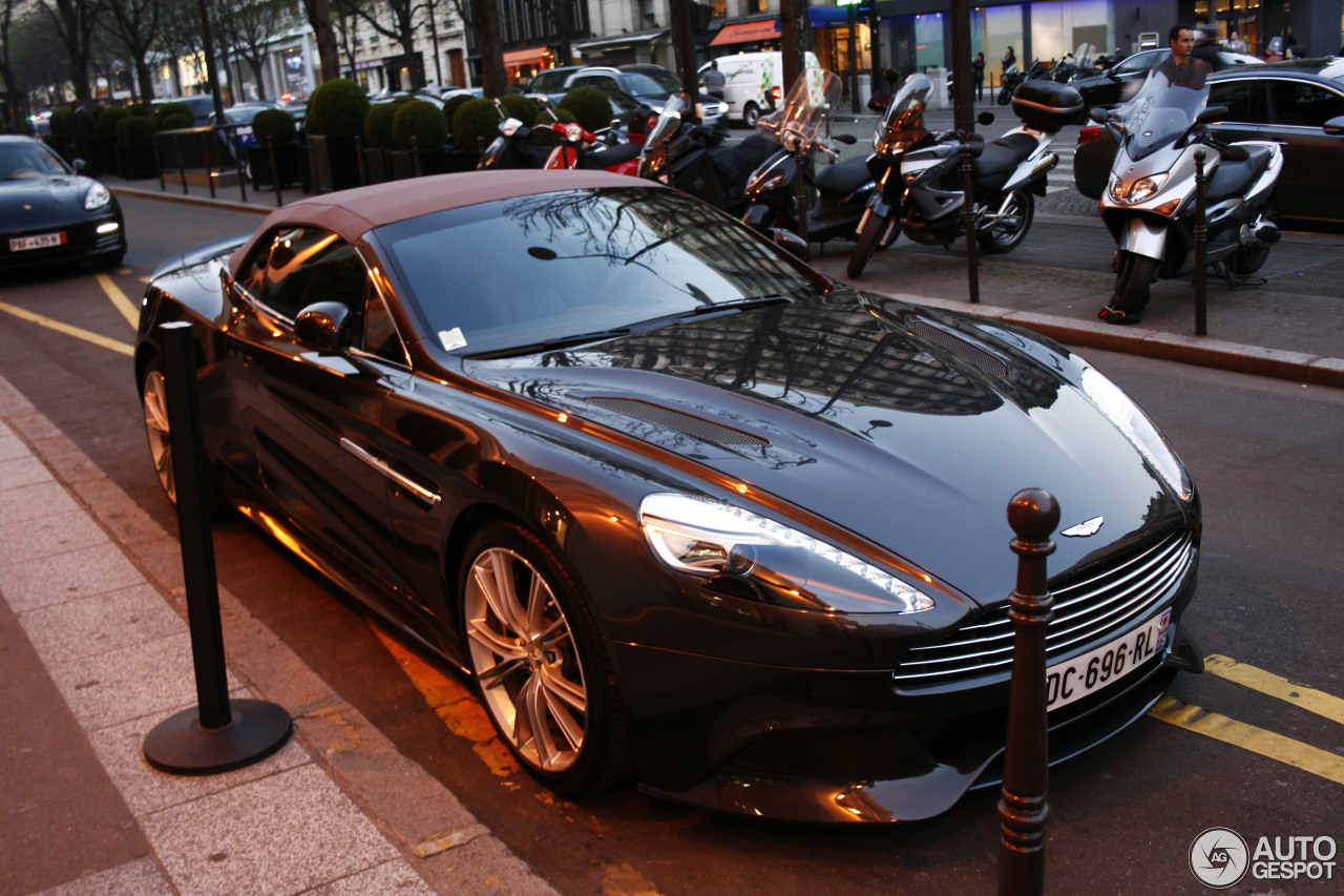 Aston Martin Vanquish Volante