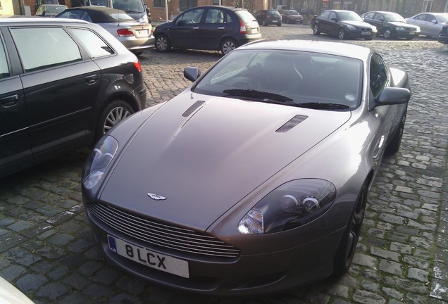 Aston Martin DB9