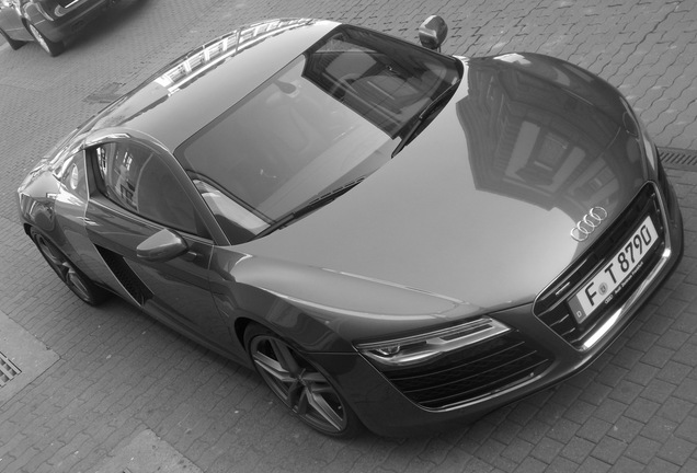 Audi R8 2013