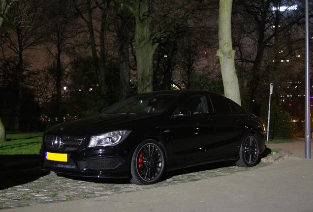 Mercedes-Benz CLA 45 AMG C117