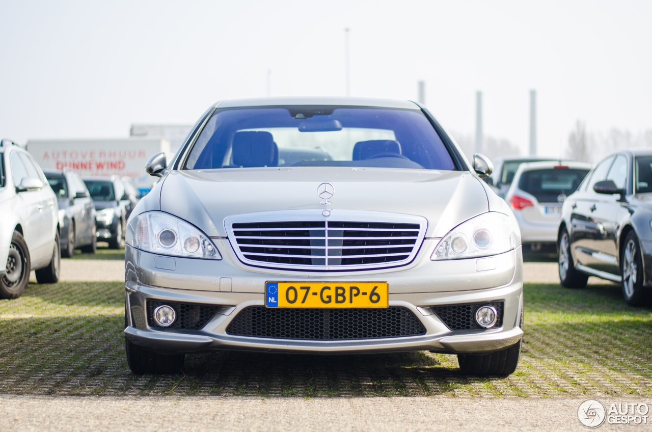 Mercedes-Benz S 63 AMG W221