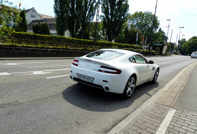 Aston Martin V8 Vantage