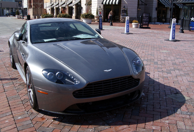 Aston Martin V8 Vantage S