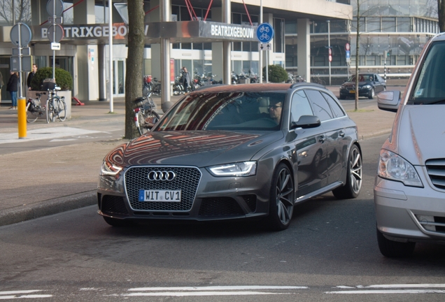 Audi RS4 Avant B8