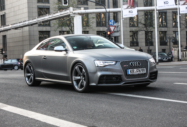 Audi RS5 B8 2012